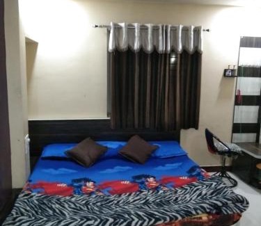 Ujjain Bed & Breakfast | Hotel Shiv Sneh
