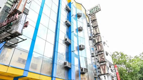 Paharganj Hotel | Hotel Shivdev International at New Delhi Railway Station