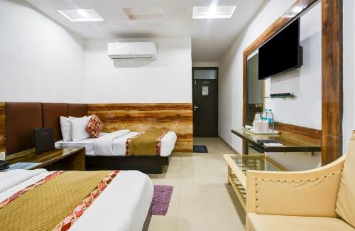 Paharganj Hotel | Hotel Shri Vinayak in City Centre at New Delhi Railway Station-By RCG Hotels