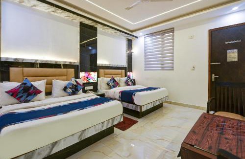 Paharganj Hotel | Hotel Shri Vinayak in City Centre at New Delhi Railway Station-By RCG Hotels