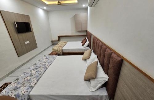 Sikar Hotel | Hotel Shyam Naresh khatushyamji