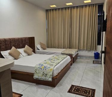Sikar Hotel | Hotel Shyam Naresh khatushyamji