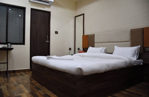 Bareilly Hotel | Hotel Sindhu
