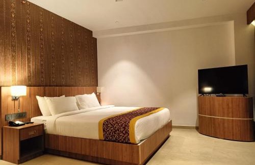 Vayittiri Hotel | Hotel Sky Sierra Wayanad