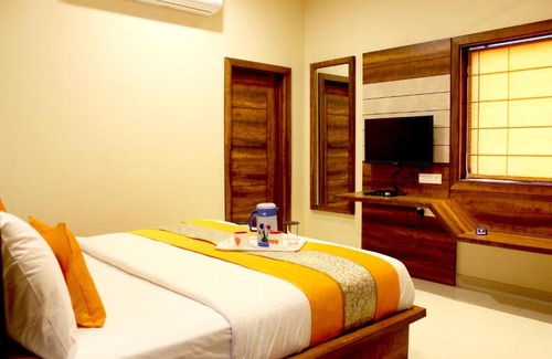 Mathura Hotel | Hotel Spiti
