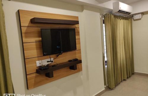 Guruvayur Hotel | Hotel Sree Gokulam Apartments
