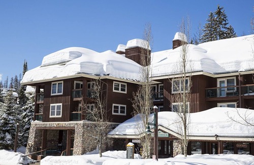 Whitefish Hotel | Hotel Style Room in the Heart of Whitefish Mountain Resort Village