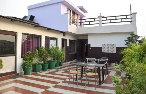 Haridwar Bed & Breakfast | Hotel Thakur Ji