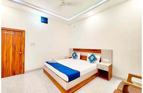 Ayodhya Hotel | HOTEL " THE RAM KRISHNA " Walking Distance From SHREE RAM JANAM BHOOMI - EXCELLENT HOSPITALITY WITH MODERN AMENITIES