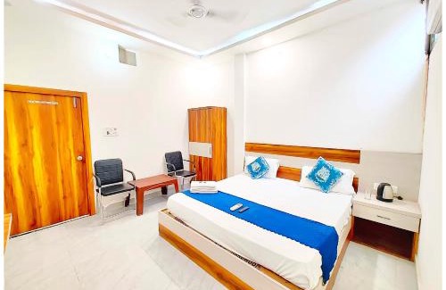 Ayodhya Hotel | HOTEL " THE RAM KRISHNA " Walking Distance From SHREE RAM JANAM BHOOMI - EXCELLENT HOSPITALITY WITH MODERN AMENITIES
