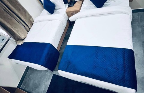 Mahipalpur Hotel | Hotel The Rise