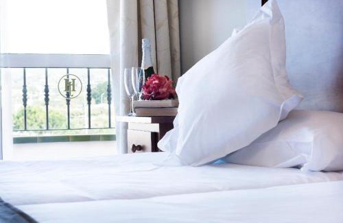 Nerja City Centre Hotel | Hotel Toboso Chaparil