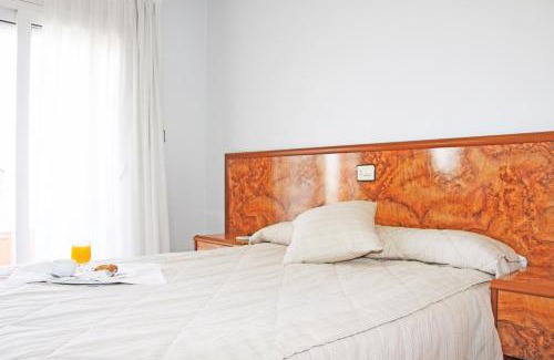 Santiago de la Ribera Hotel | Hotel Trabuco