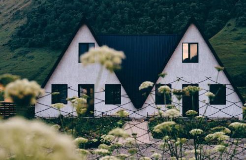 Kazbegi Hotel | Hotel TWINS Achkhoti