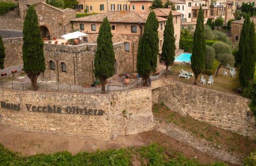 Montalcino Hotel | Hotel Vecchia Oliviera