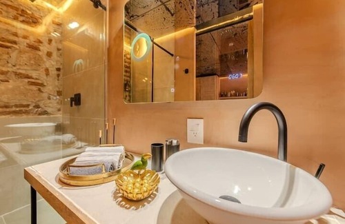 Manga Hotel | Hotel Villa Alta Guest House