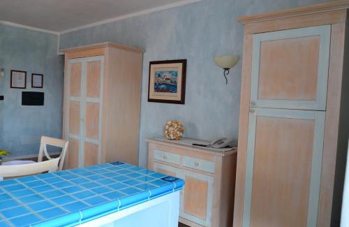 La Maddalena Hotel | Hotel Villa Del Parco