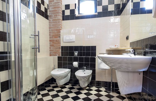 Castel d'Azzano Hotel | Hotel Villa Malaspina