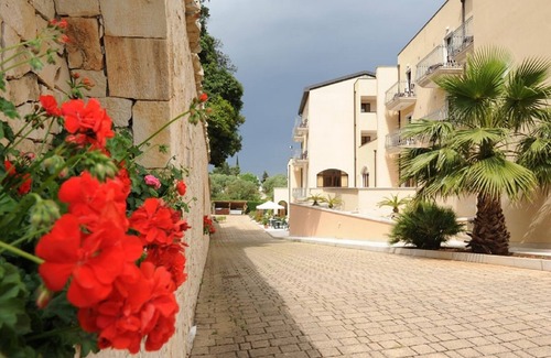 Martina Franca Hotel | Hotel Villa Rosa