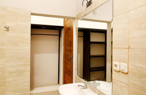 Kaliasem Hotel | Hotel Wahyu Dana