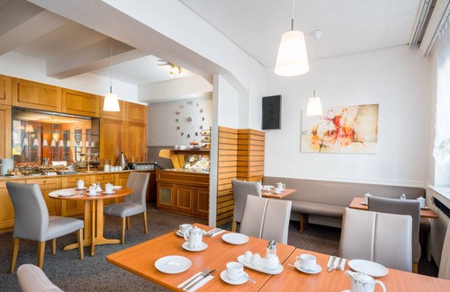 Boeblingen Hotel | Hotel Wanner am Stadtpark
