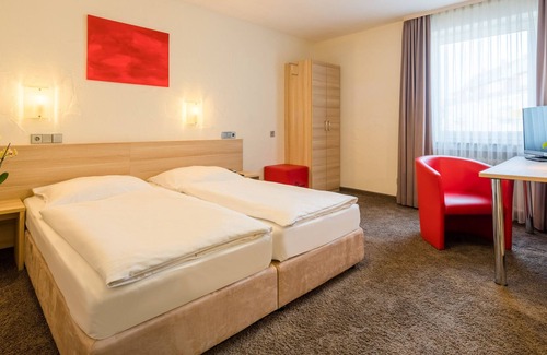 Boeblingen Hotel | Hotel Wanner am Stadtpark