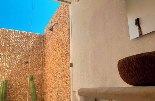 Manaure Hotel | Hotel Wayira Beach by On vacation