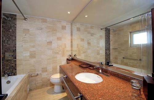 Chico Reservado Hotel | Hotel Windsor House Inn By GEH Suites