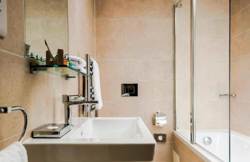 Kensington Hotel | Hotel Xenia - Autograph Collection