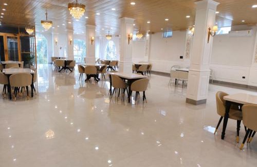 Dehradun Hotel | Hotel Y J Manor