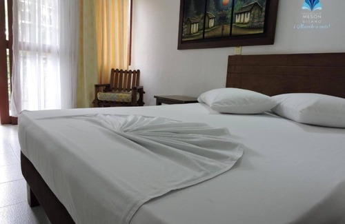 Caucasia Hotel | Hotel y Restaurante Mesón del Gitano