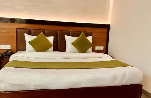 Mahipalpur Bed & Breakfast | Hotel Yash Regency by JMD Group