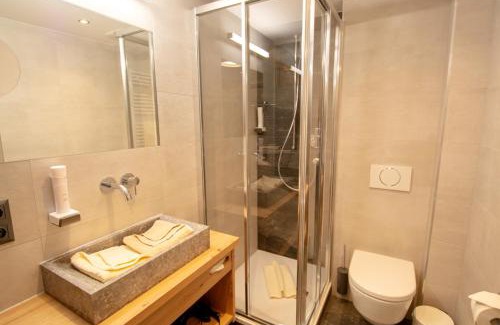 Ehrwald Hotel | Hotel zum Urviech -Erwachsenenhotel-