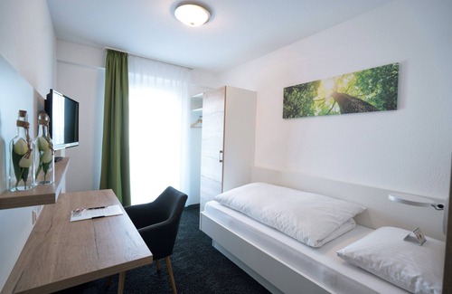 Bodelshausen Hotel | Hotel zur Sonne