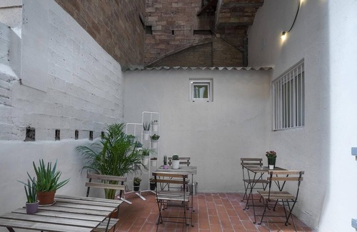 Collblanc y La Torrassa Apartment | Hotelito Boutique Camp Nou 1