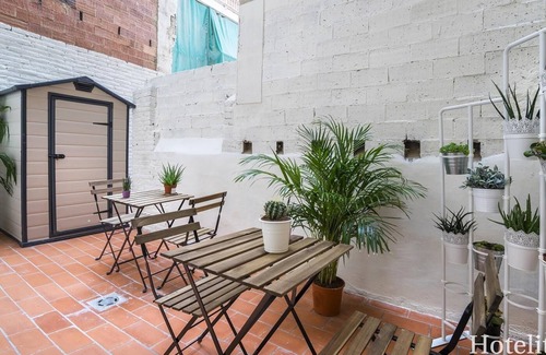 Collblanc y La Torrassa Apartment | Hotelito Boutique Camp Nou 1