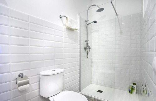 Collblanc y La Torrassa Apartment | Hotelito Boutique Camp Nou 1