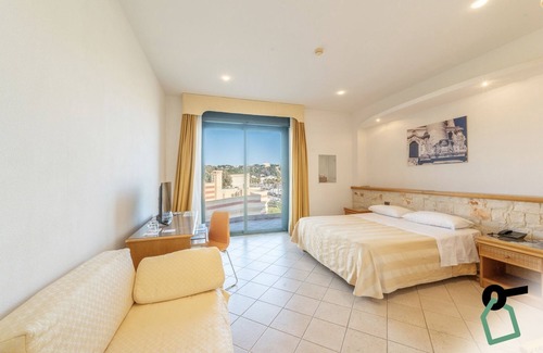 Santa Maria di Leuca Hotel | HOTIDAY Room Collection - Leuca Lungomare