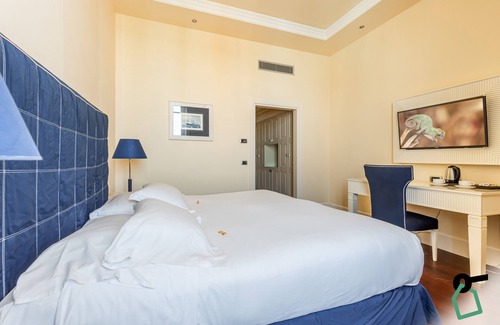 Livorno Hotel | Hotiday Room Collection - Livorno Mascagni