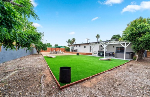 Serra Mesa House | HotTub & Luxury Home In the Heart of San Diego!
