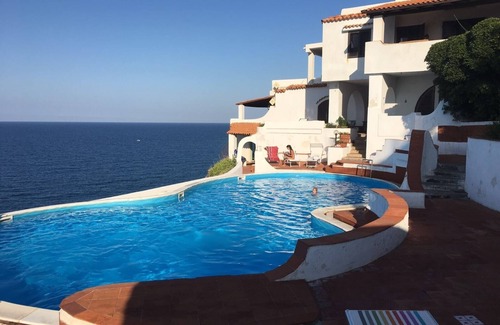 Costa Saracena-Castelluccio House | House of greek's: the house by the sea