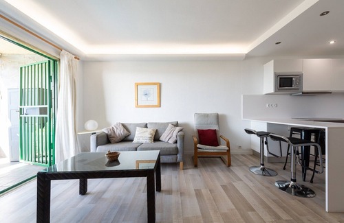 San Agustin House | House by Playa de Las Burras with Sea Views
