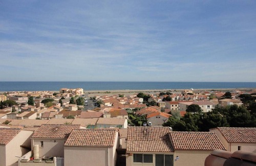 Saint-Pierre-la-Mer House | House in Saint Pierre la Mer with Terrace and Pool 2 Stars