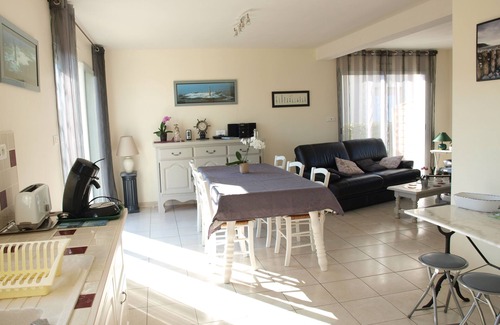 Plouneour-Trez House | House with view of the bay the beach 80 metres away