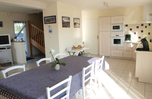 Plouneour-Trez House | House with view of the bay the beach 80 metres away