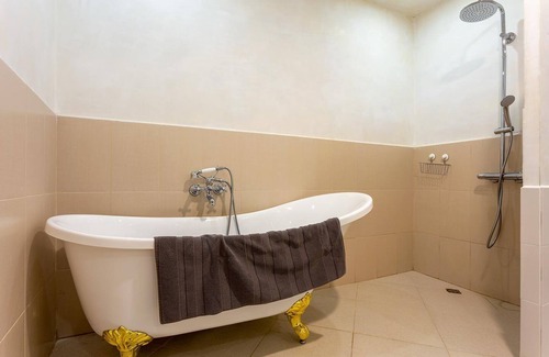 Marchevo House | House 04 Bedrooms 04 Bathrooms With Pool and View on Pirin Mountain!