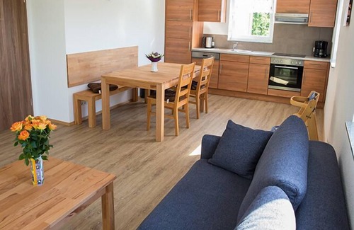Hohenbodman Apartment | House 1, 80 sqm, 2 bedrooms, terrace, max. 4 people