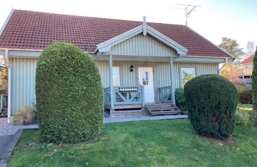 Trangsund Villa | House 10 km south of Stockholm