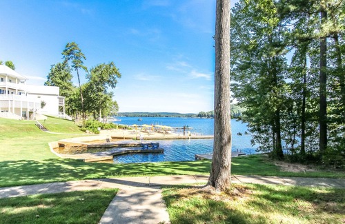 Leesburg House | House #10 Paradise Found (pet friendly) private pier