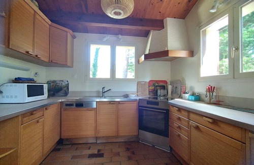 La Palmyre House | House 11pers, beach, pool and garden in private residence